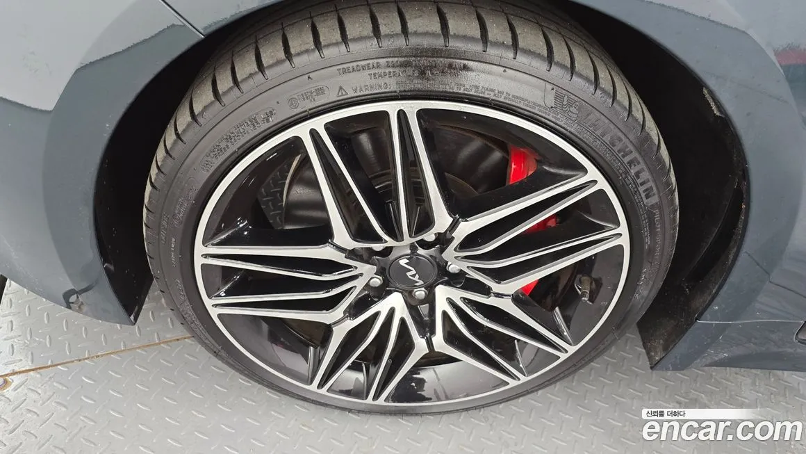 Kia Stinger 2023 из KR, фото 5