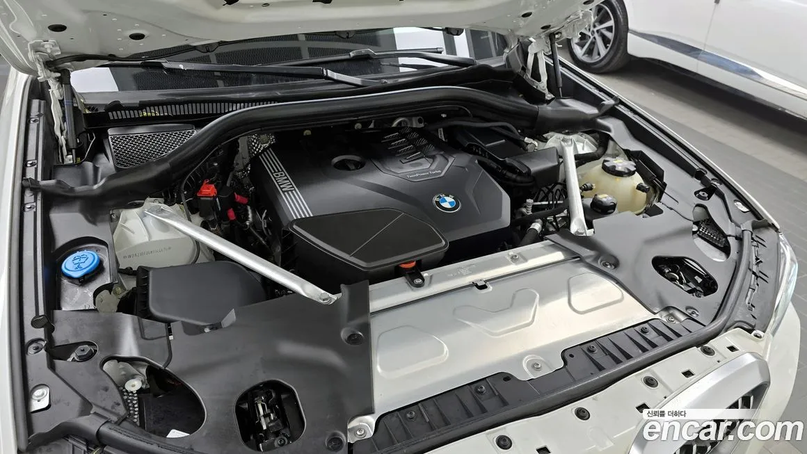 BMW X4 2022 из KR, фото 6
