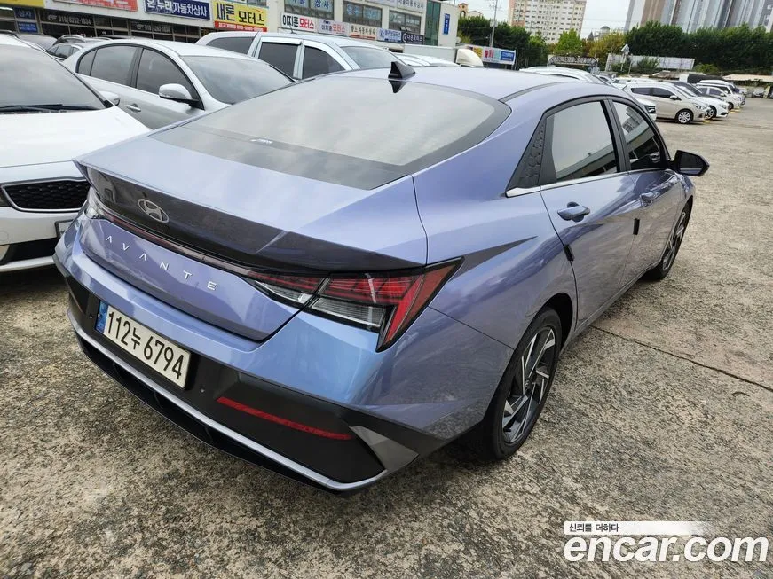 Hyundai AVANTE — фото 2