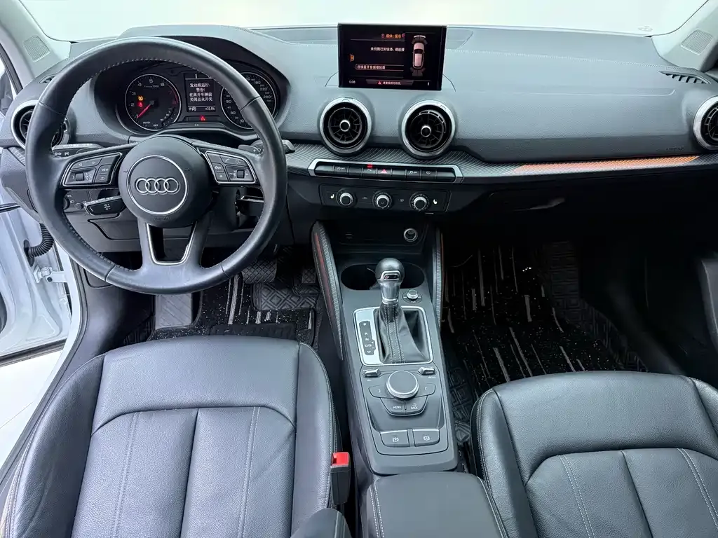 Audi Q2L 2022 из CN, фото 10