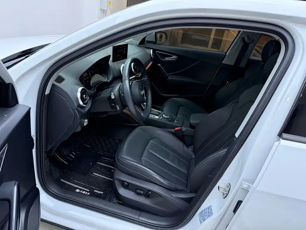 Audi Q2L 2022 из CN, фото 9