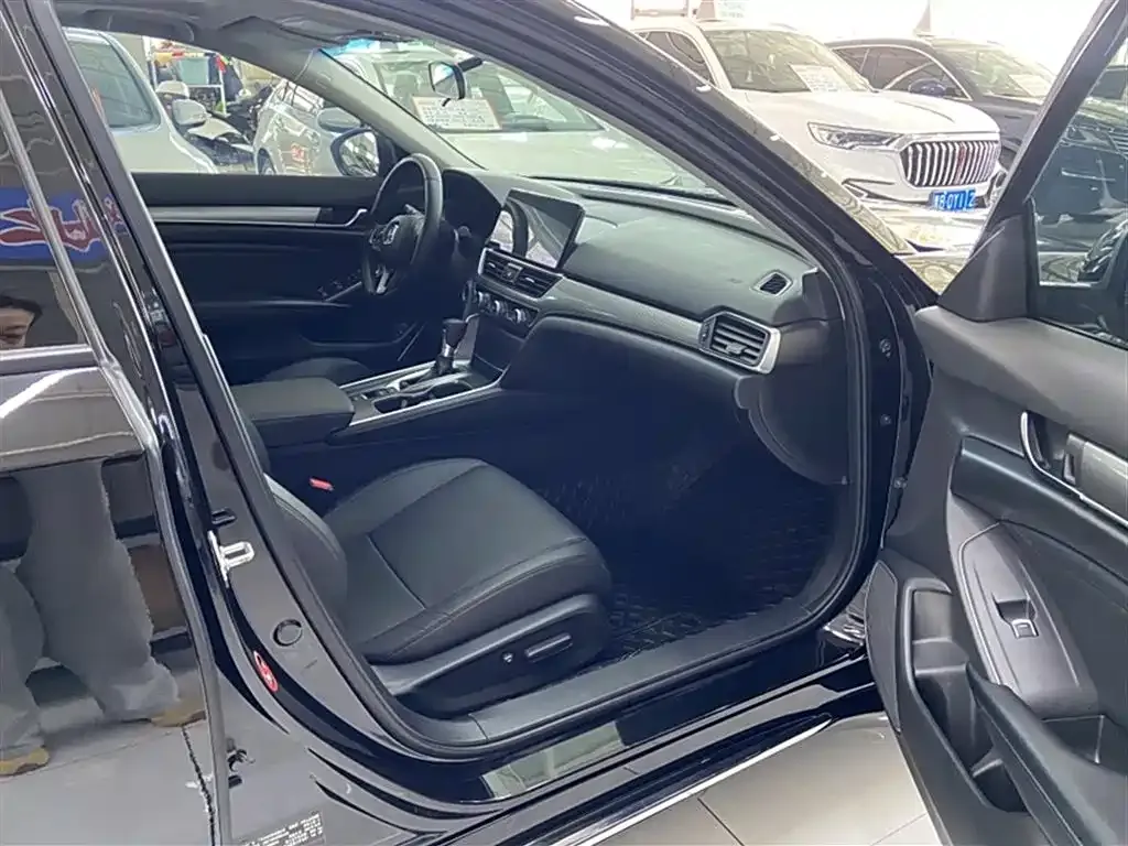 Honda Accord — фото 2