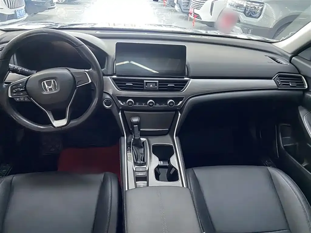 Honda Accord — фото 7