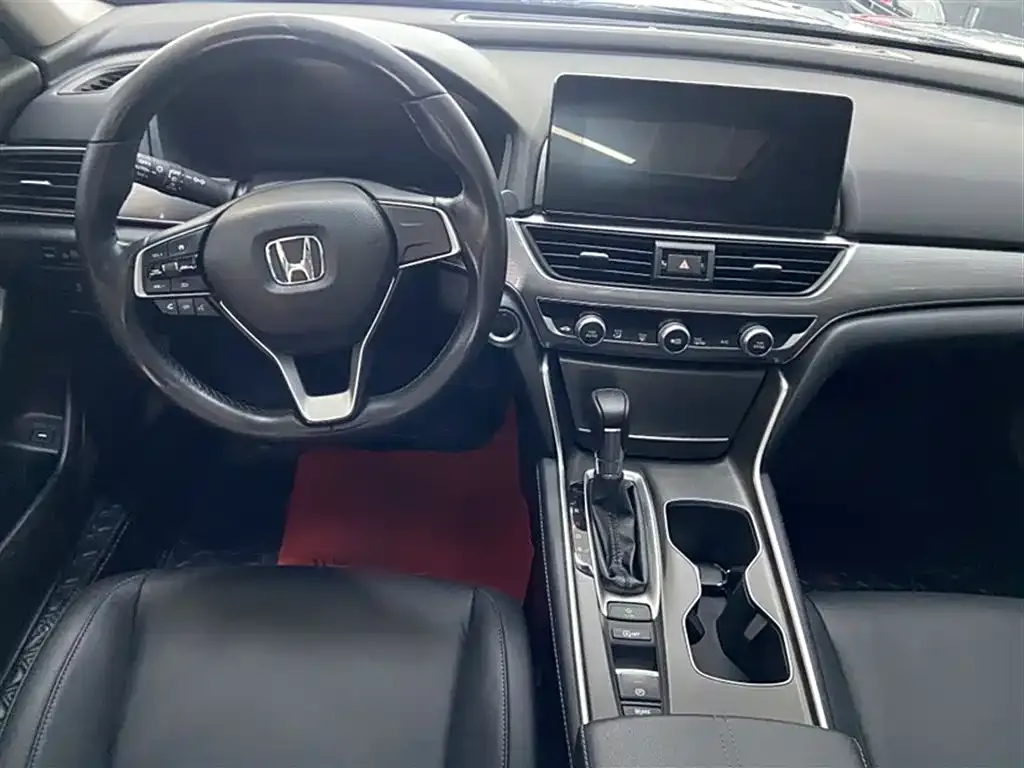 Honda Accord — фото 9