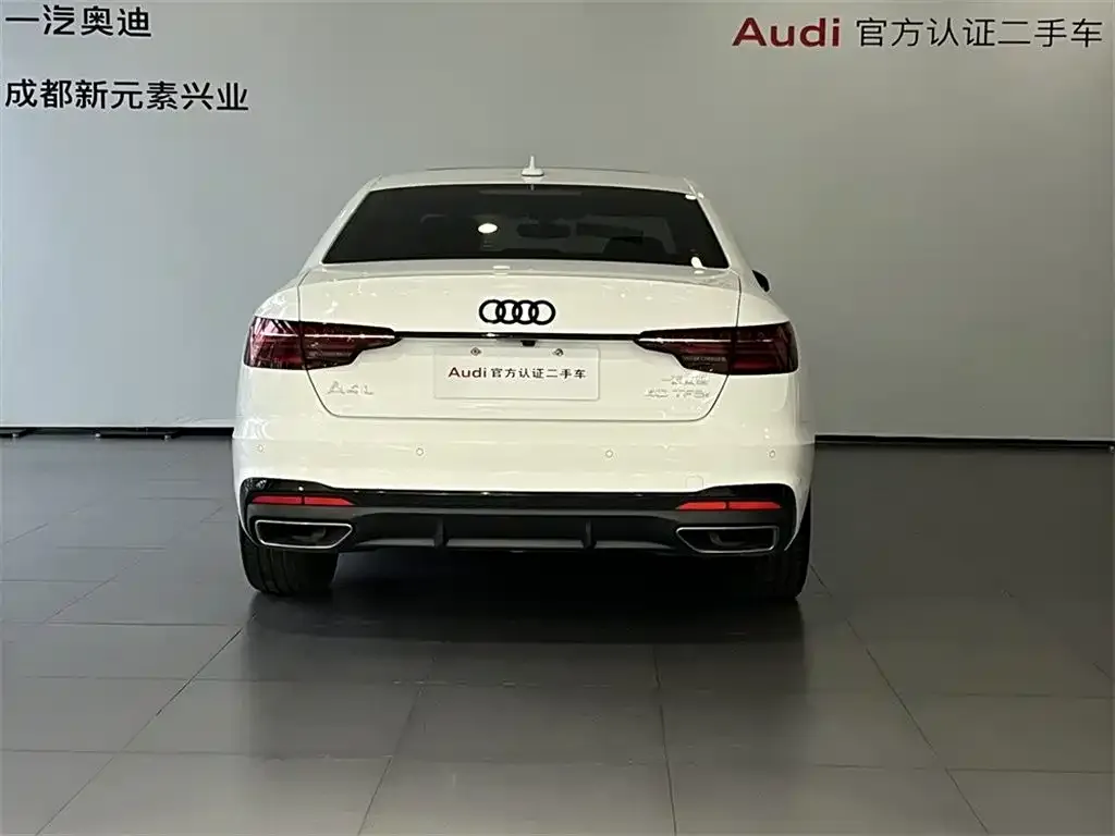 Audi A4L 2023 из CN, фото 5