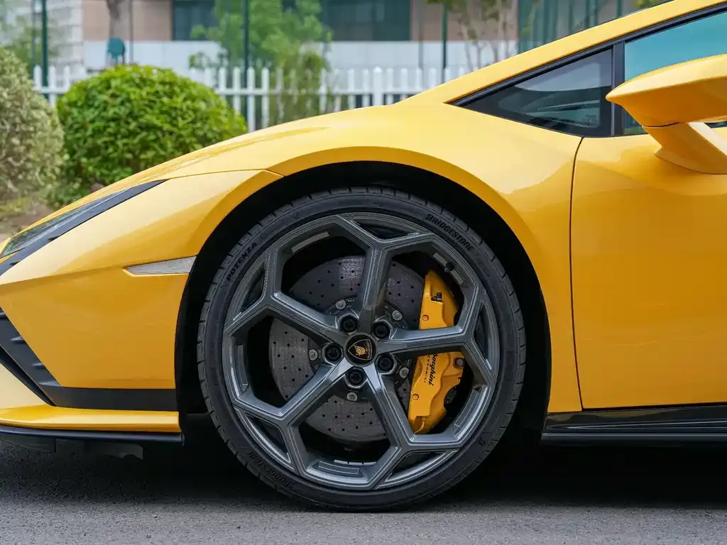 Lamborghini Huracan — фото 8