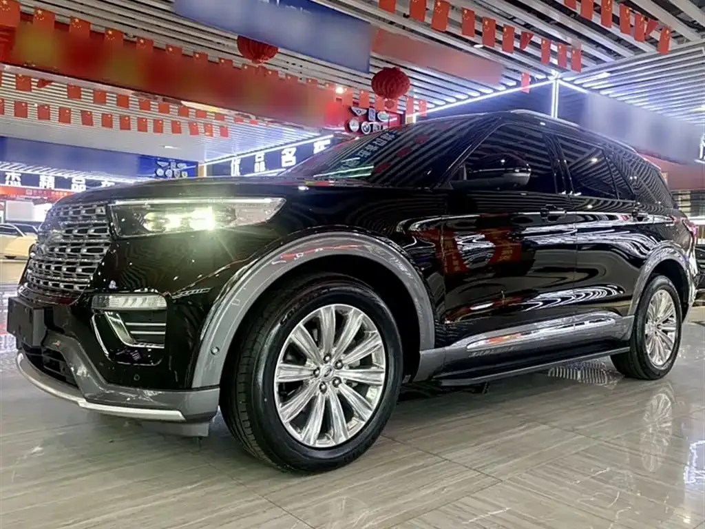 Ford Explorer 2022 из CN, фото 1