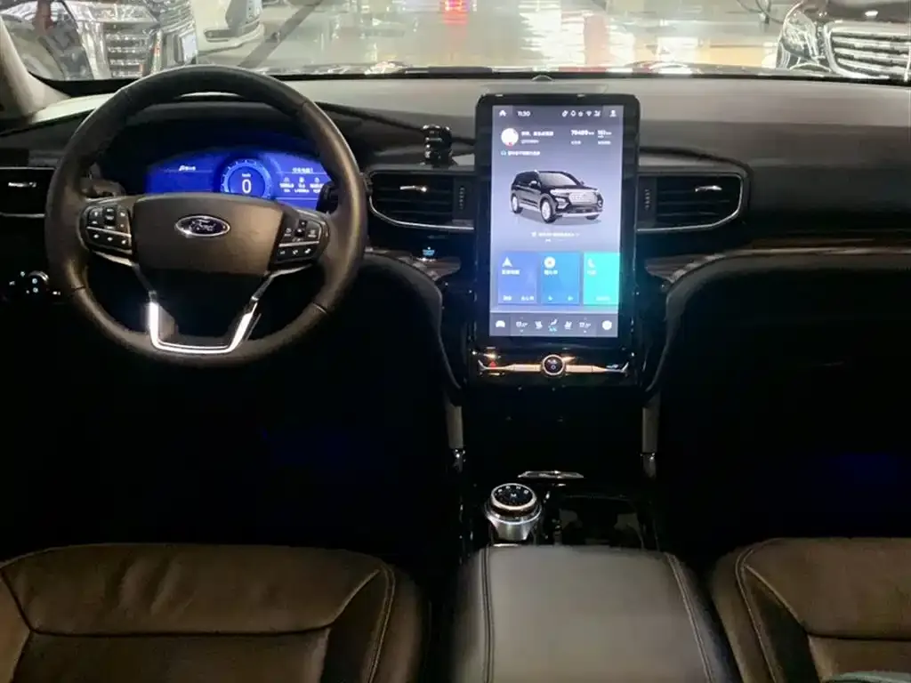 Ford Explorer 2022 из CN, фото 3