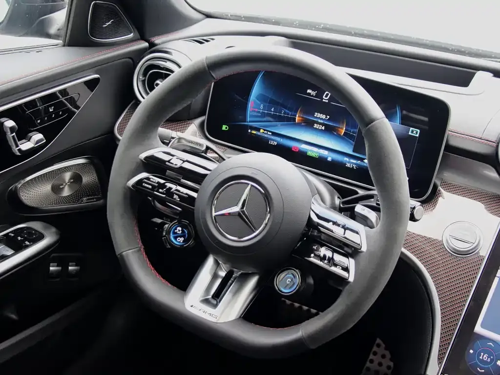 Mercedes-Benz C-Class AMG New Energy 2024 из CN, фото 3