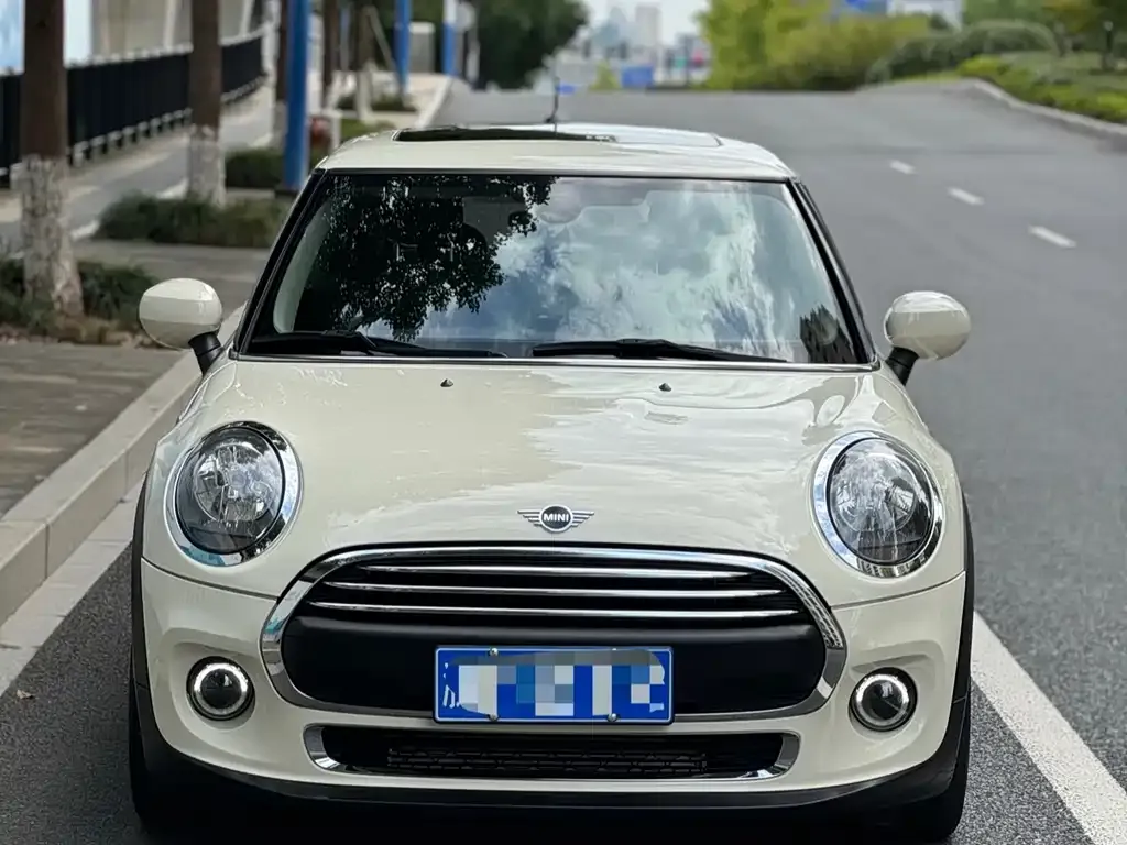 MINI Cooper (3-door) 2021 из CN, фото 2