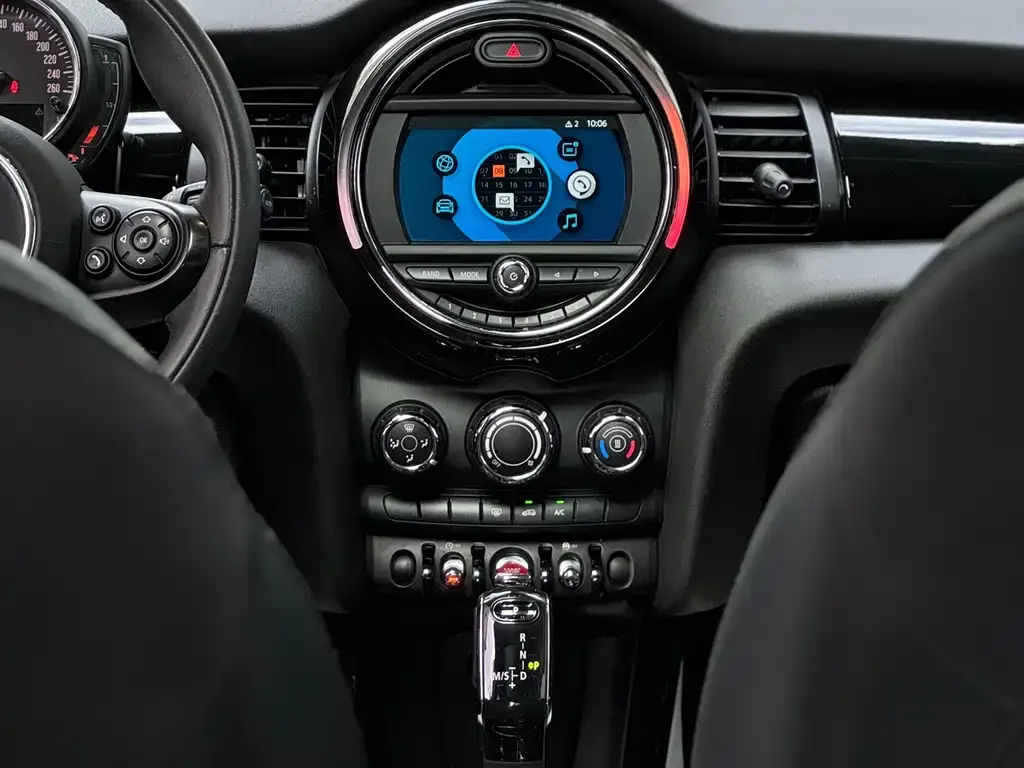 MINI Cooper (3-door) 2021 из CN, фото 6