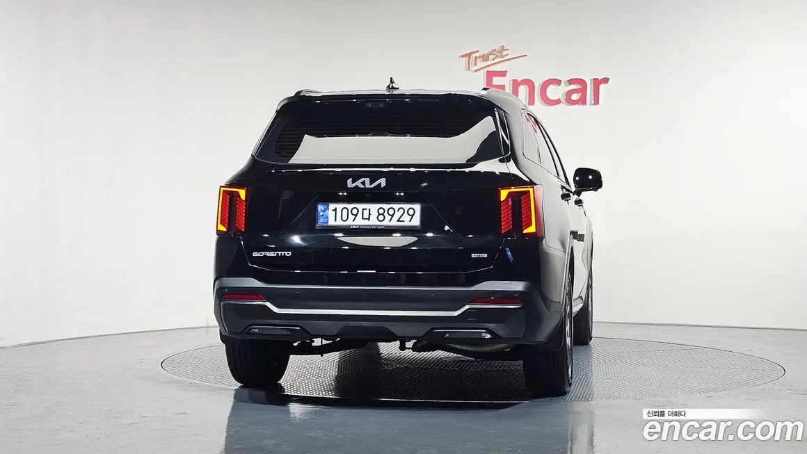 Kia Sorento — фото 4