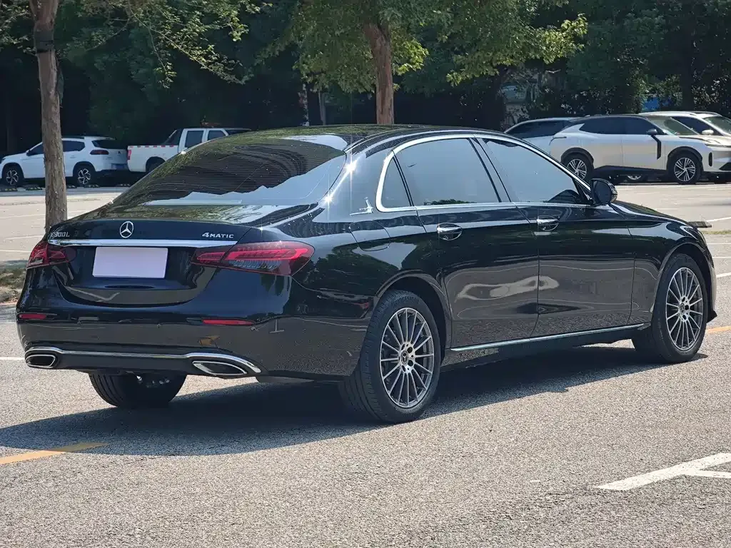 Mercedes-Benz E-Class 2023 из CN, фото 5