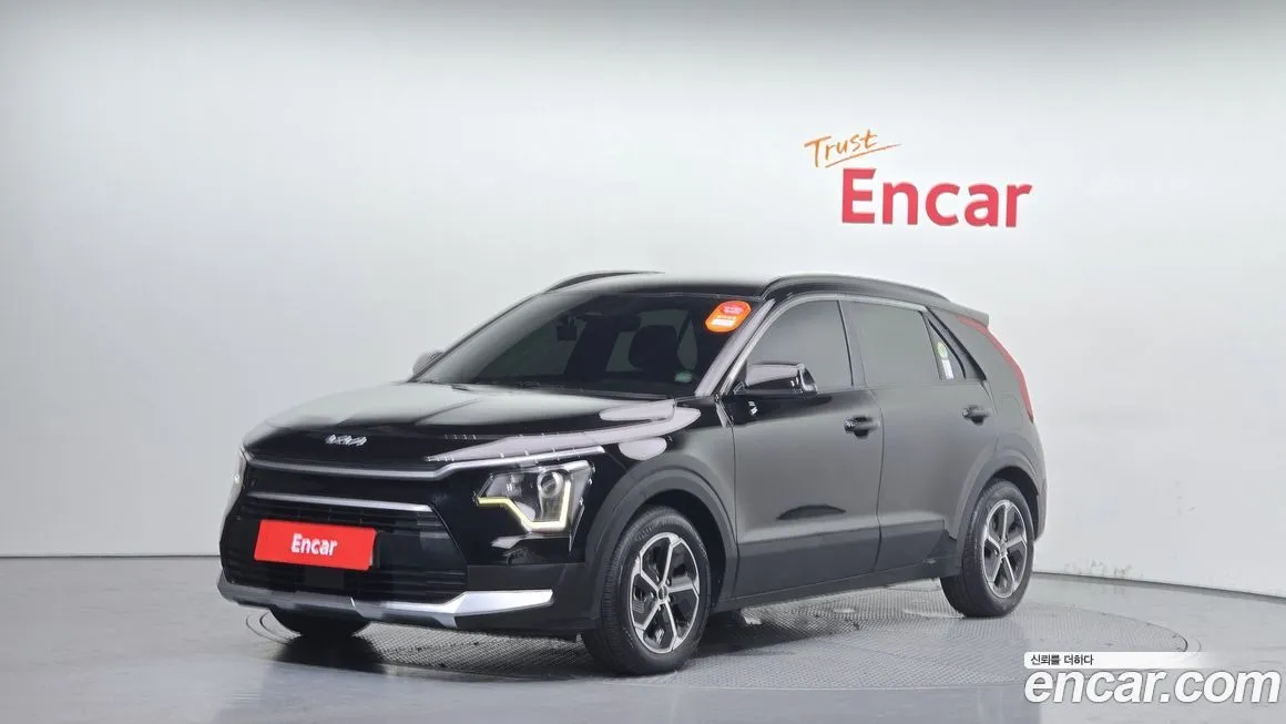 Kia Niro — фото 1
