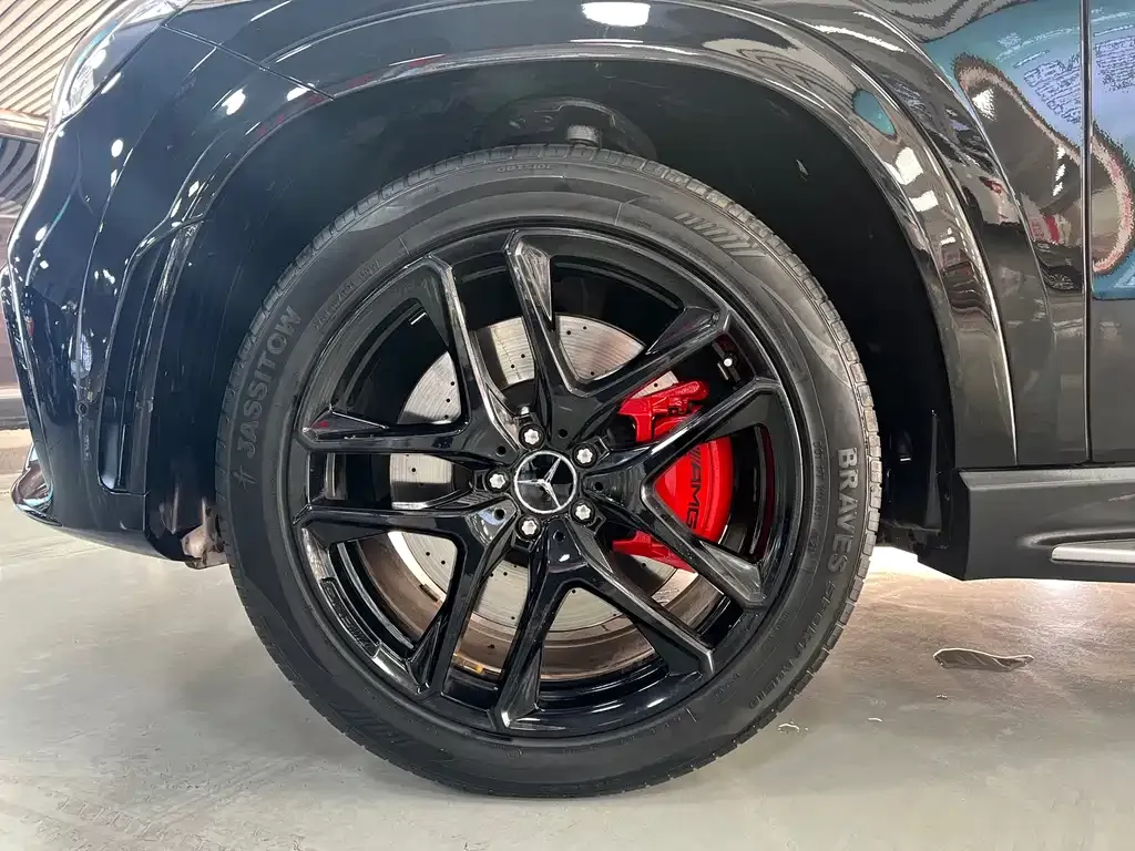 Mercedes-Benz GLE Coupe AMG — фото 10