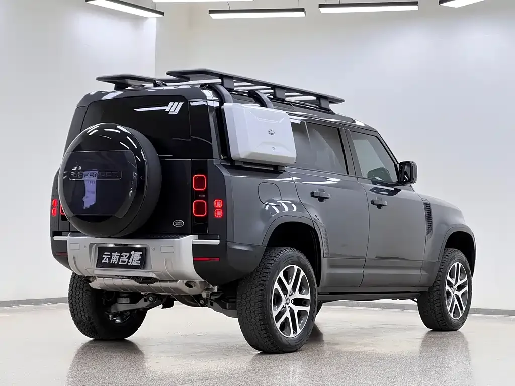 Land Rover Defender 2023 из CN, фото 8