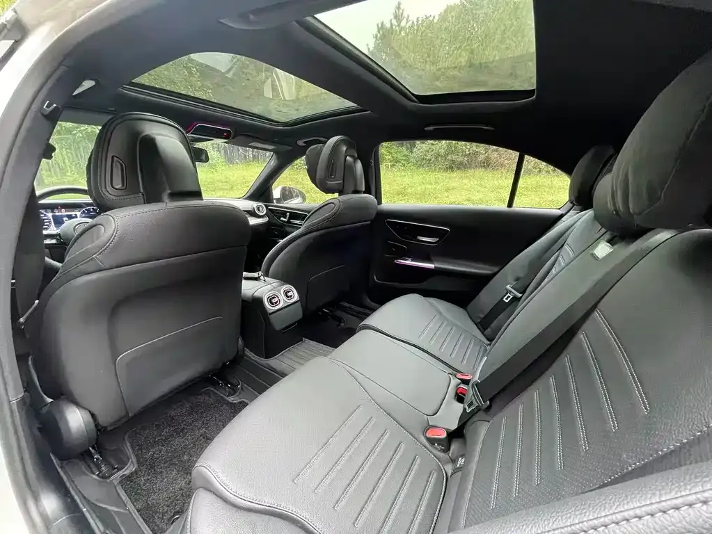 Mercedes-Benz C-Class 2025 из CN, фото 7