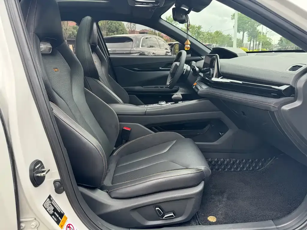 Changan UNI-V 2023 из CN, фото 7