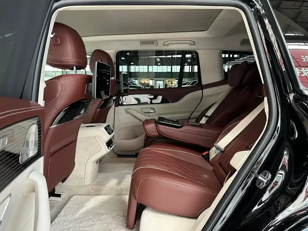 Mercedes-Benz GLS 2025 из CN, фото 10