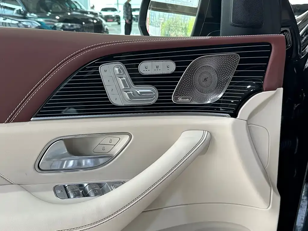 Mercedes-Benz GLS 2025 из CN, фото 9