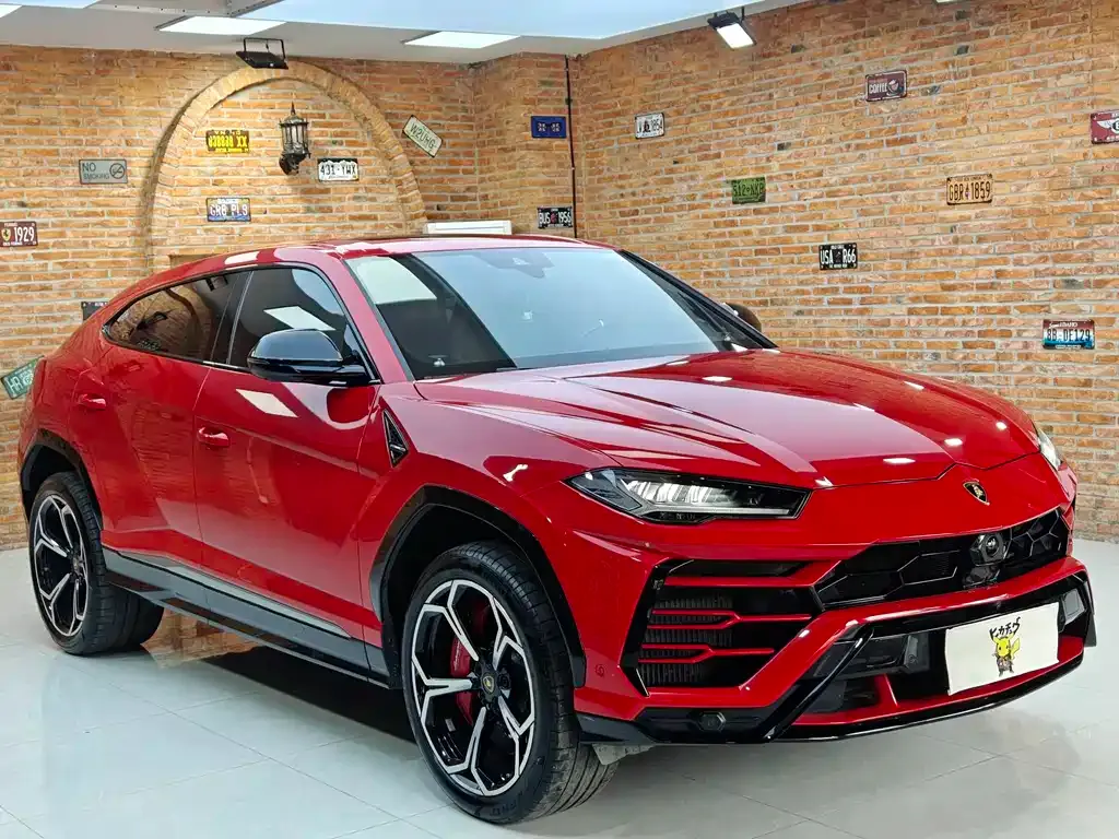 Lamborghini Urus — фото 3