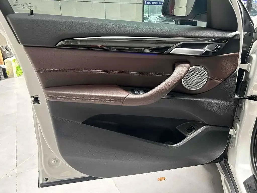 BMW X1 2022 из CN, фото 4
