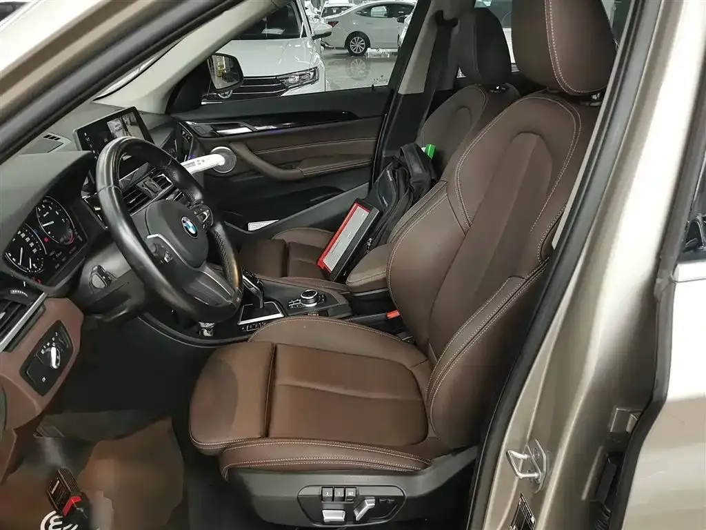BMW X1 2022 из CN, фото 8