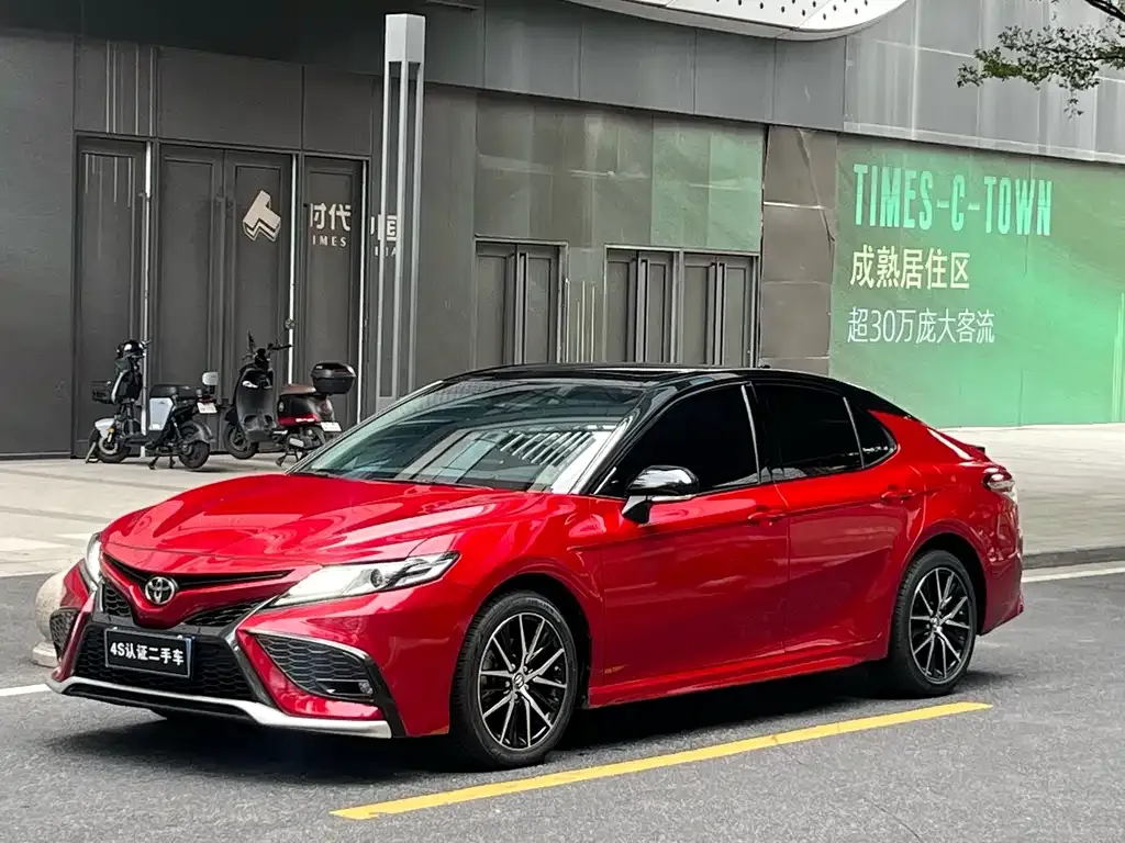 Toyota Camry 2022 из CN, фото 1