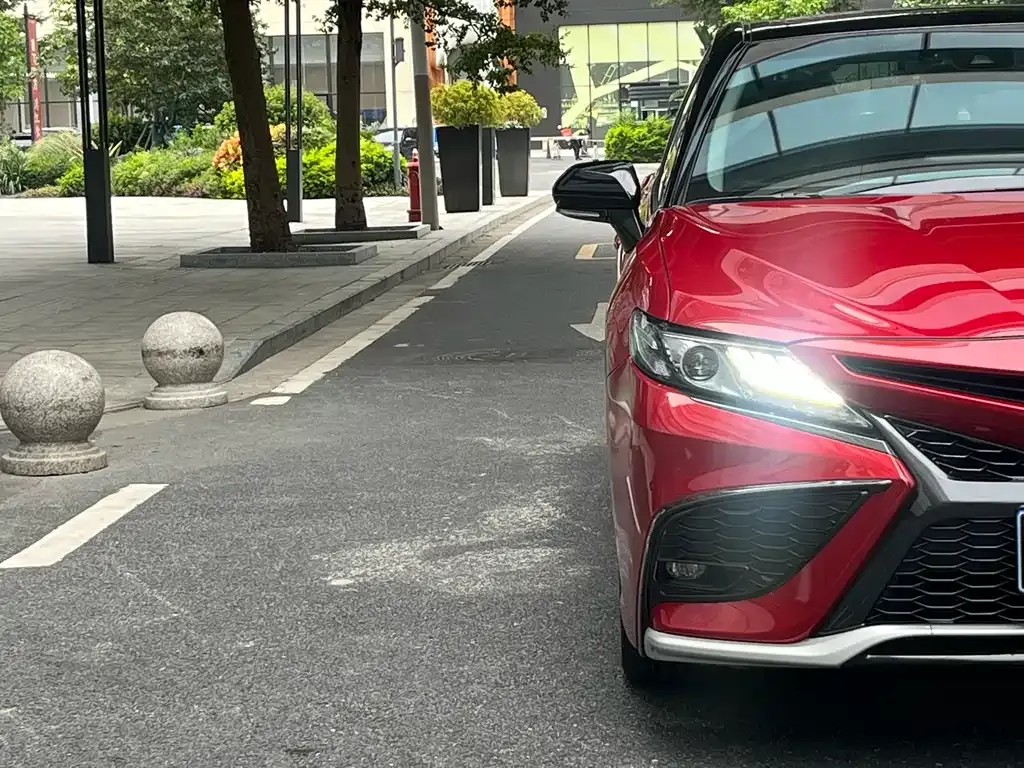 Toyota Camry 2022 из CN, фото 7
