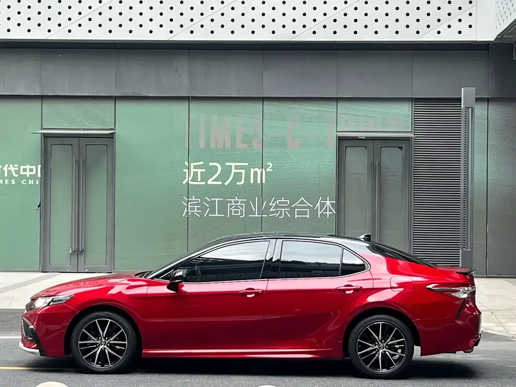 Toyota Camry 2022 из CN, фото 9