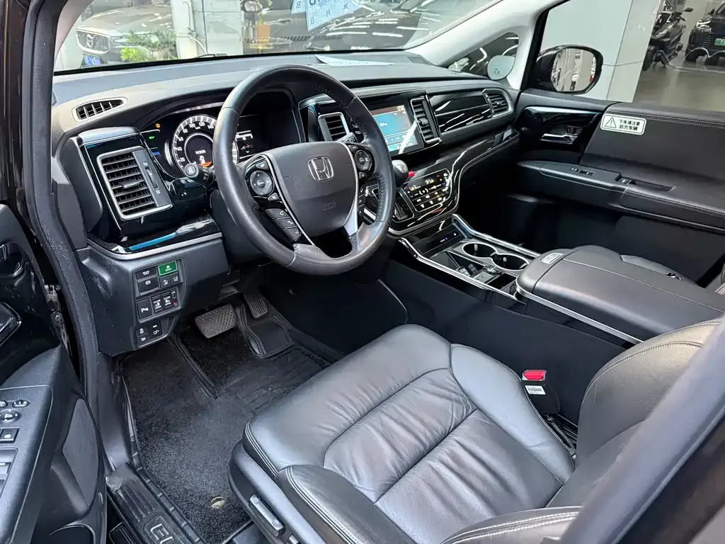 Honda Elysion 2021 из CN, фото 9
