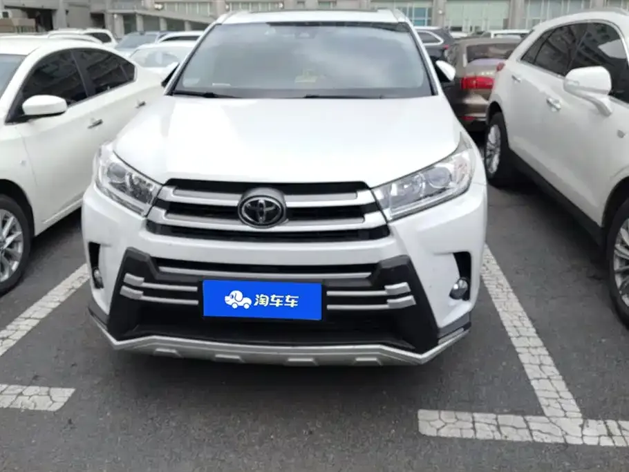 Toyota Highlander 2021 из CN, фото 2