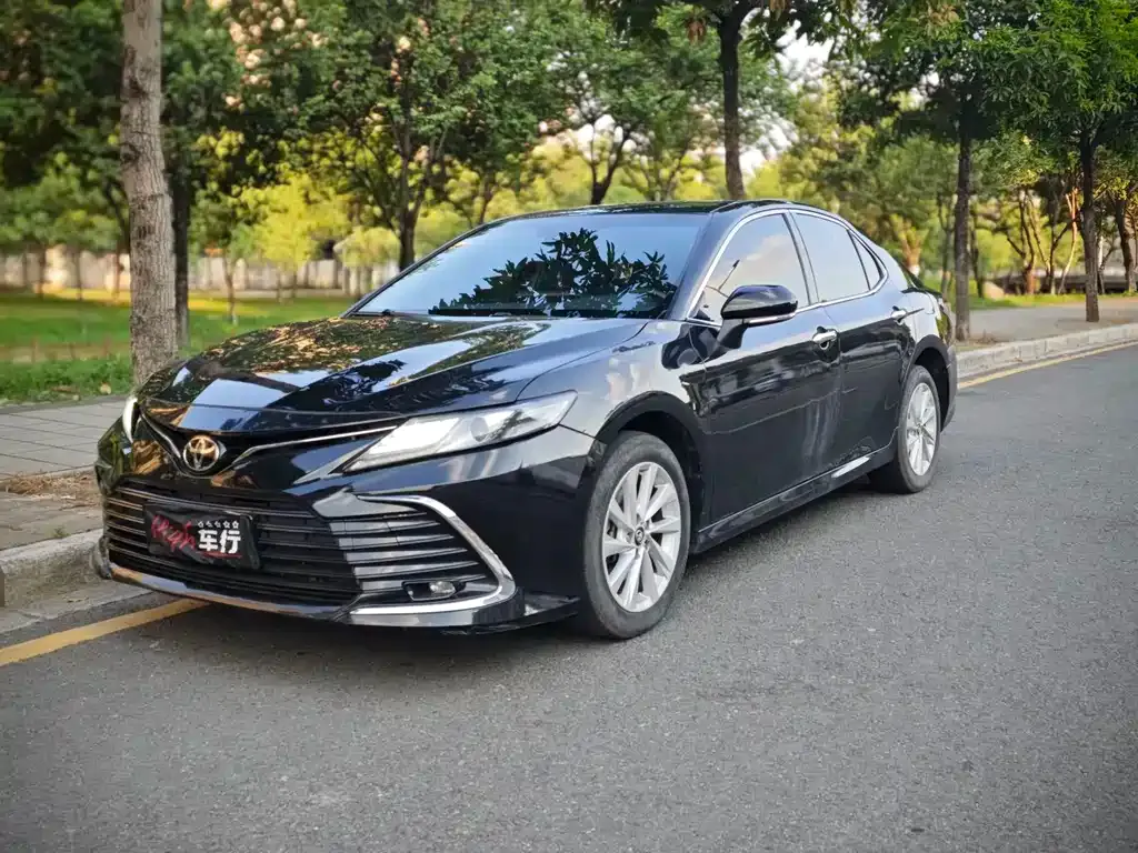 Toyota Camry 2022 из CN, фото 1