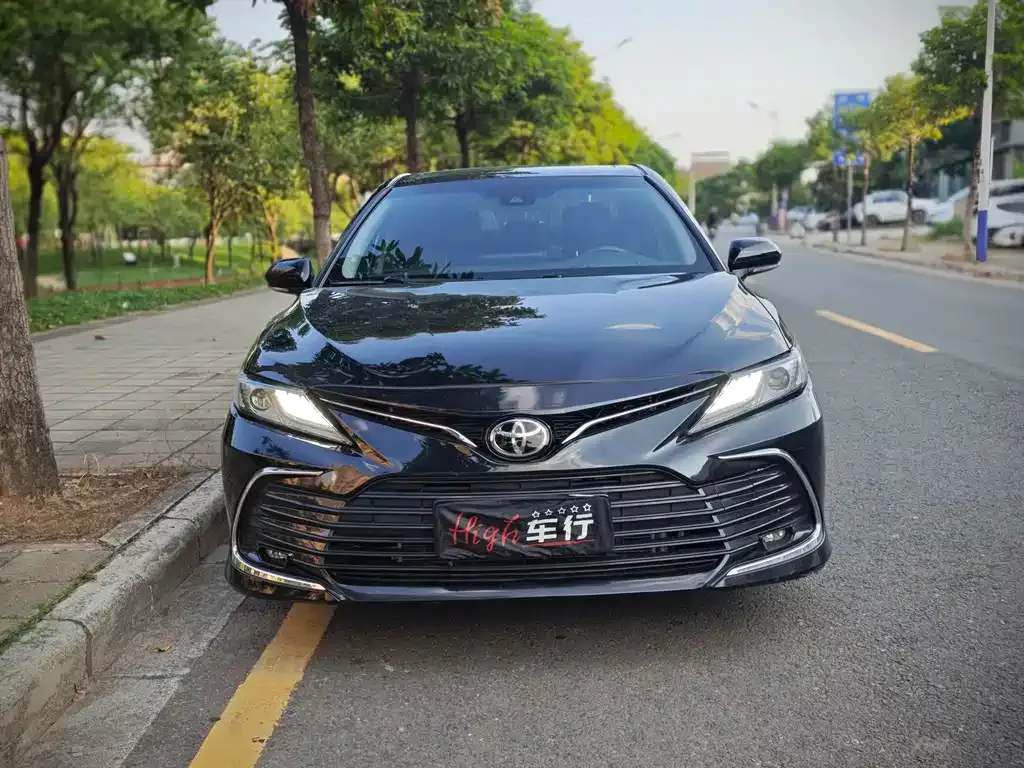 Toyota Camry 2022 из CN, фото 3