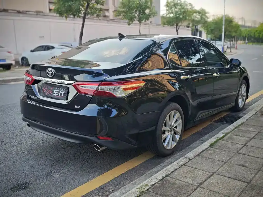 Toyota Camry 2022 из CN, фото 4
