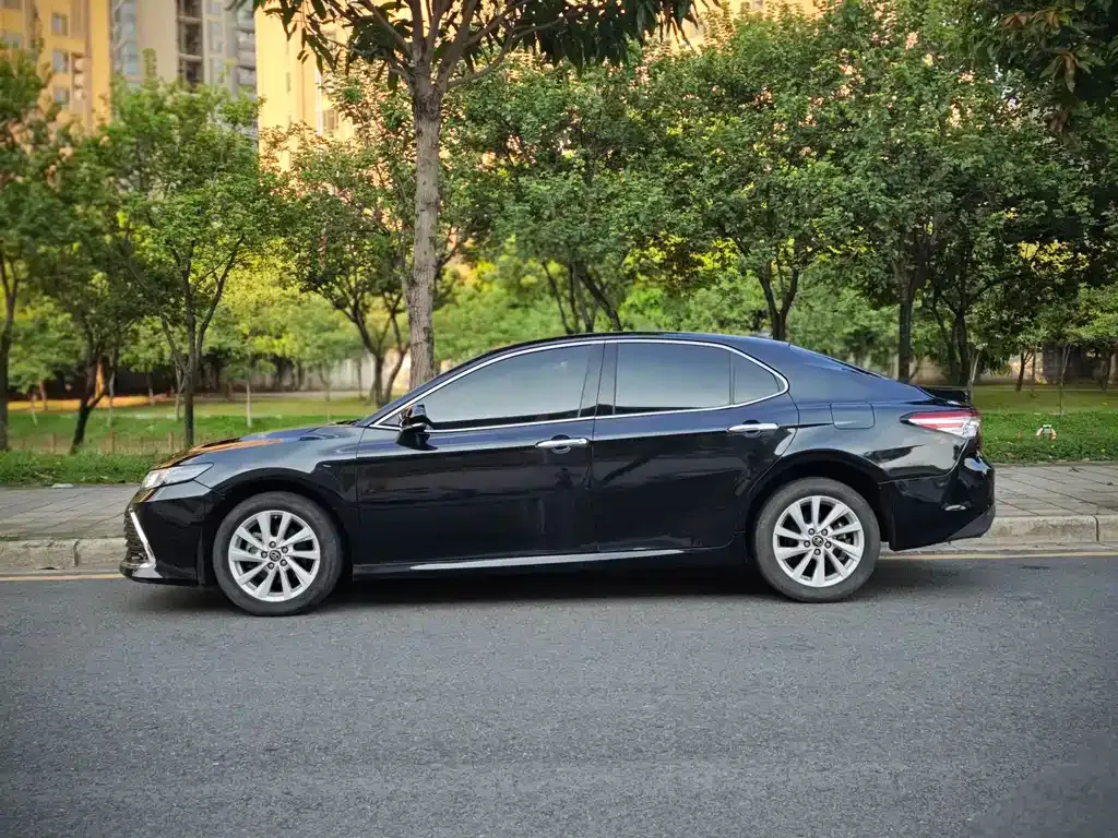 Toyota Camry 2022 из CN, фото 7