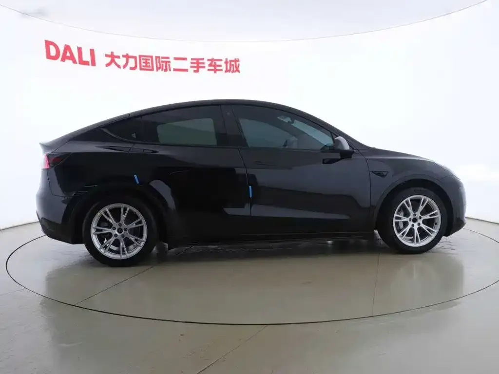 Tesla Model Y 2023 из CN, фото 4