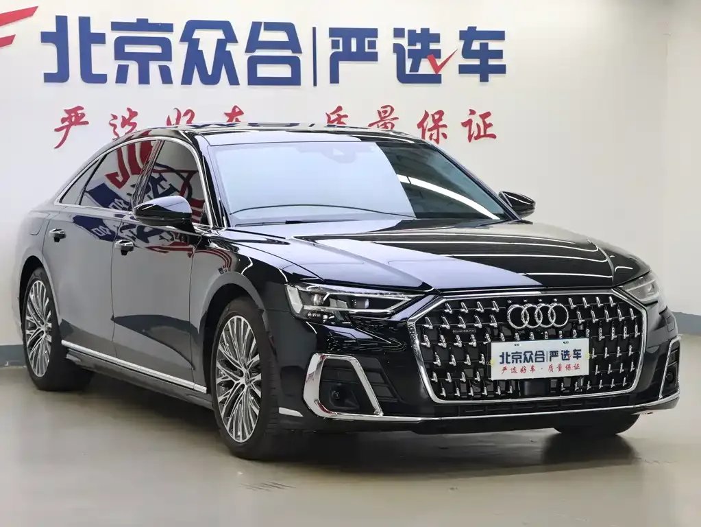 Audi A8 2023 из CN, фото 2