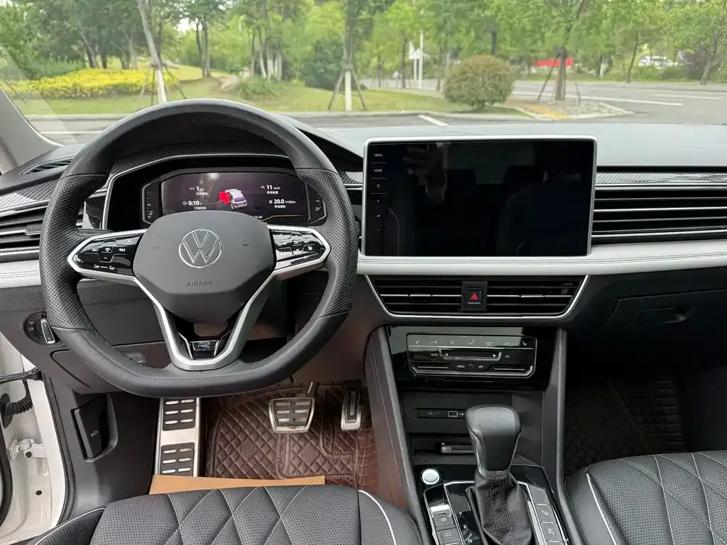 Volkswagen Tiguan L 2022 из CN, фото 4