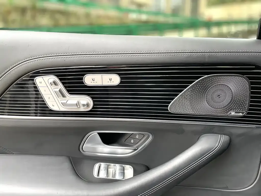 Mercedes-Benz GLS 2023 из CN, фото 8