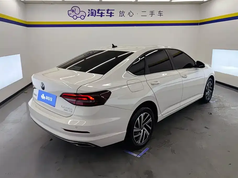 Volkswagen Lavida 2024 из CN, фото 3