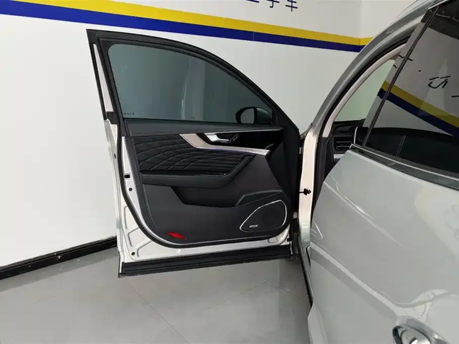 Hongqi HS5 2022 из CN, фото 7