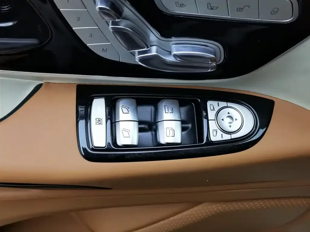 Mercedes-Benz Vito 2023 из CN, фото 9