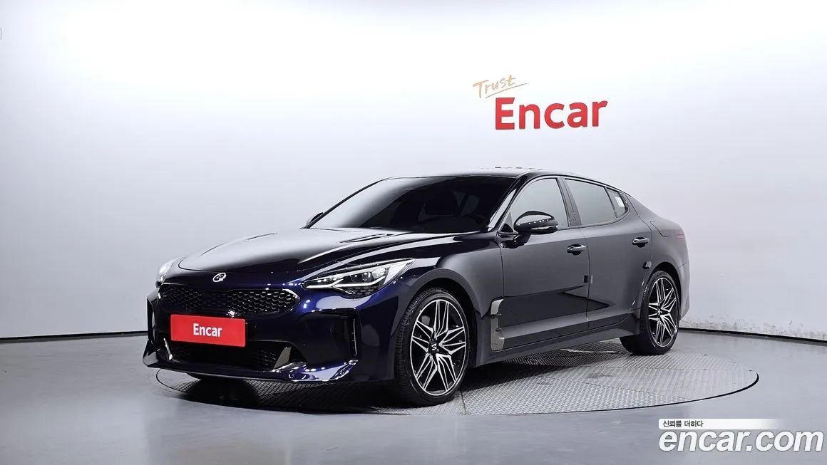 Kia Stinger 2021 из KR, фото 1