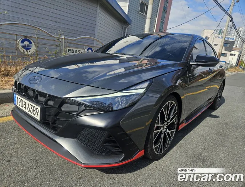 Hyundai AVANTE — фото 1