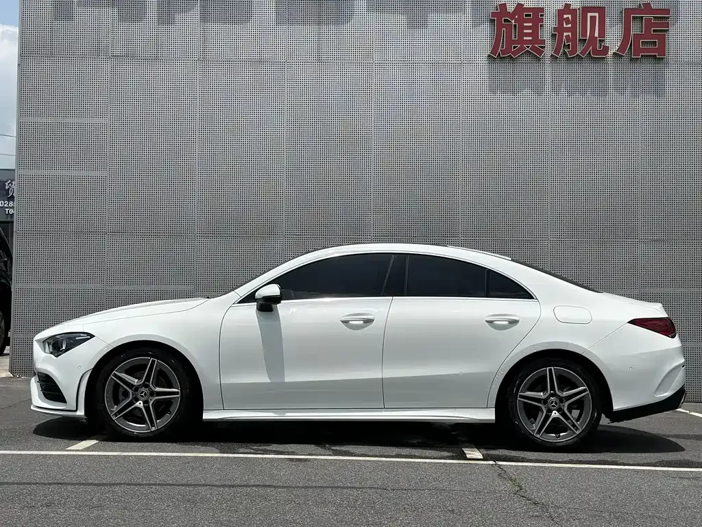 Mercedes-Benz CLA (Import) — фото 7