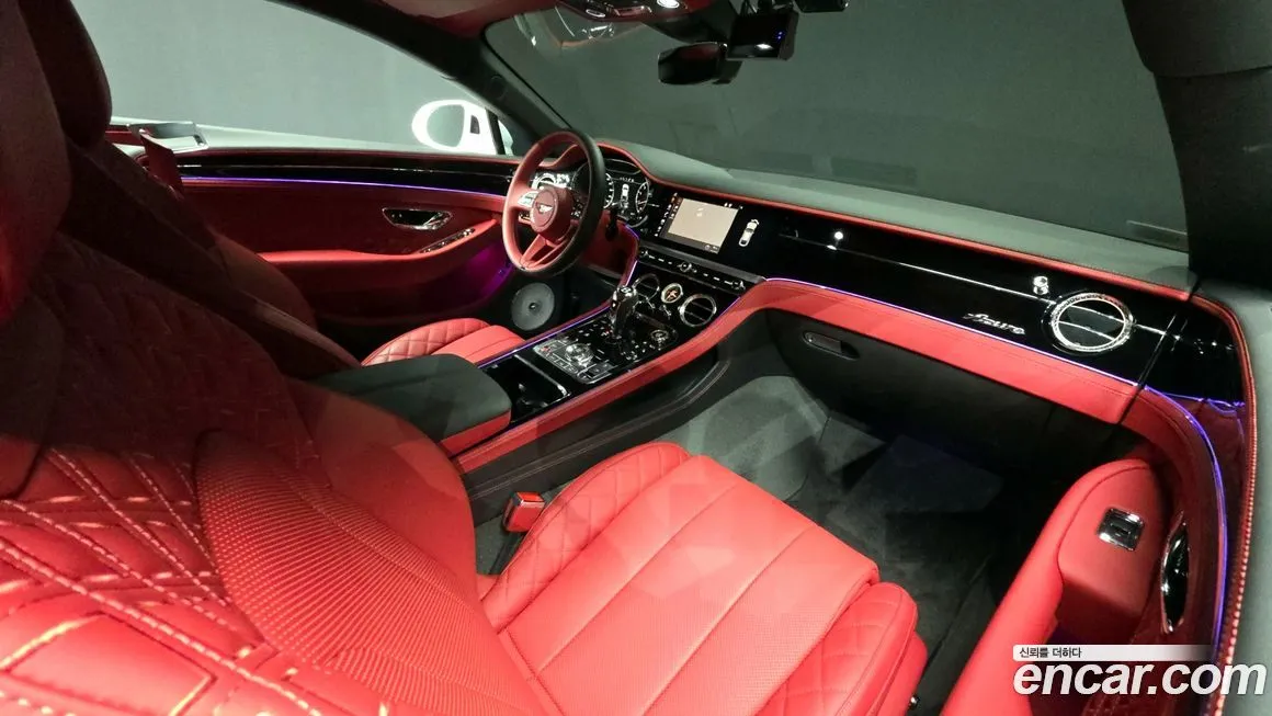 Bentley Continental 2023 из KR, фото 7