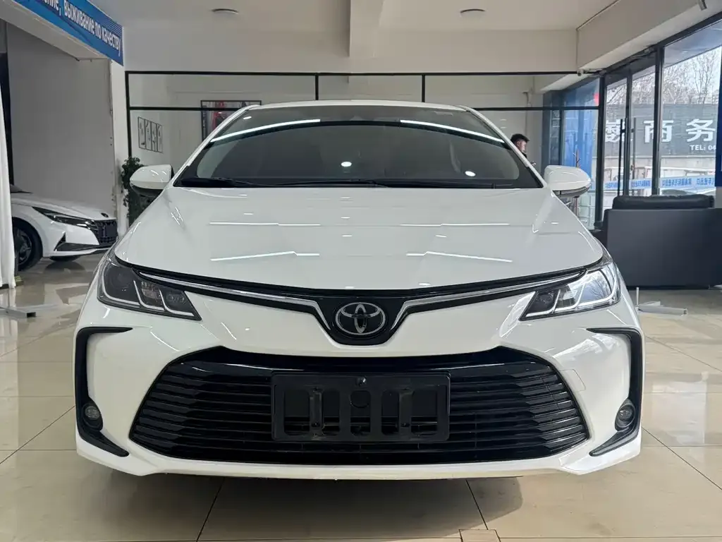 Toyota Corolla 2021 из CN, фото 2