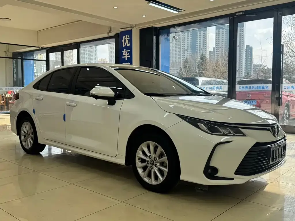 Toyota Corolla 2021 из CN, фото 3