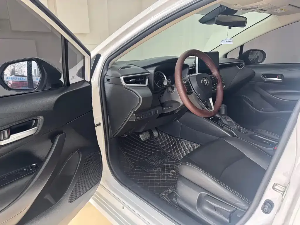Toyota Corolla 2021 из CN, фото 7